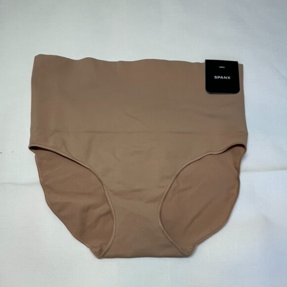 NWT Spanx SPANXshape ExtraOrdinary Brief in Toasted Oatmeal Size Large - Picture 3 of 5